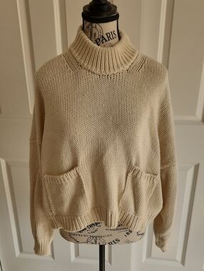 Babaa Ivory Pocket Cotton Sweater